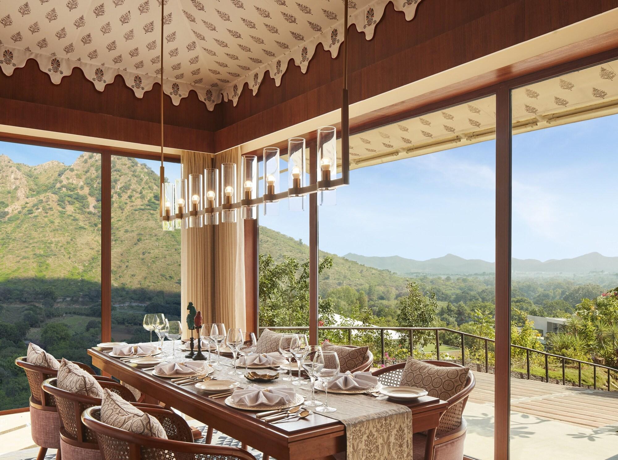 Taj Aravali Resort & Spa Удайпур Экстерьер фото