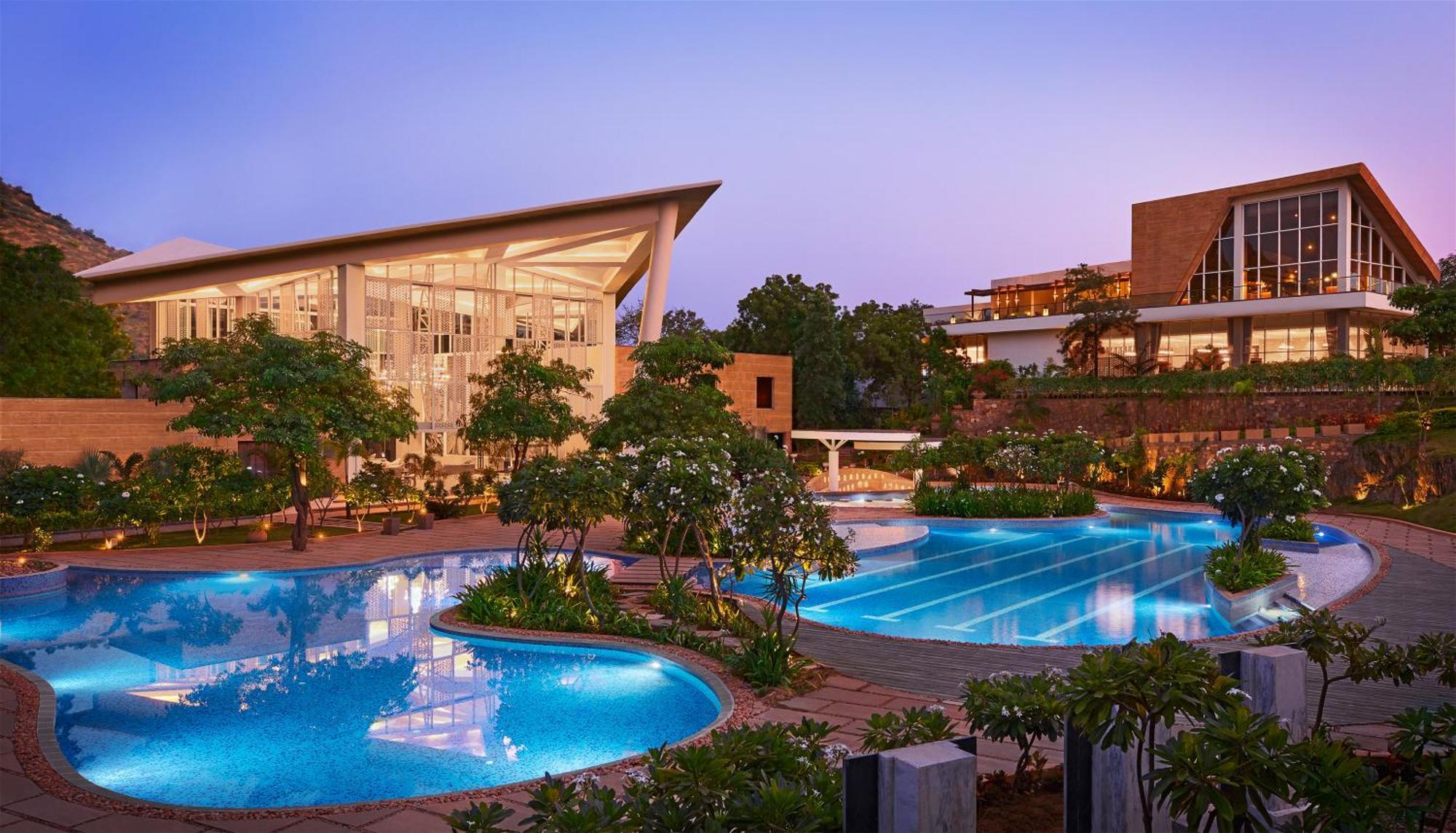 Taj Aravali Resort & Spa Удайпур Экстерьер фото
